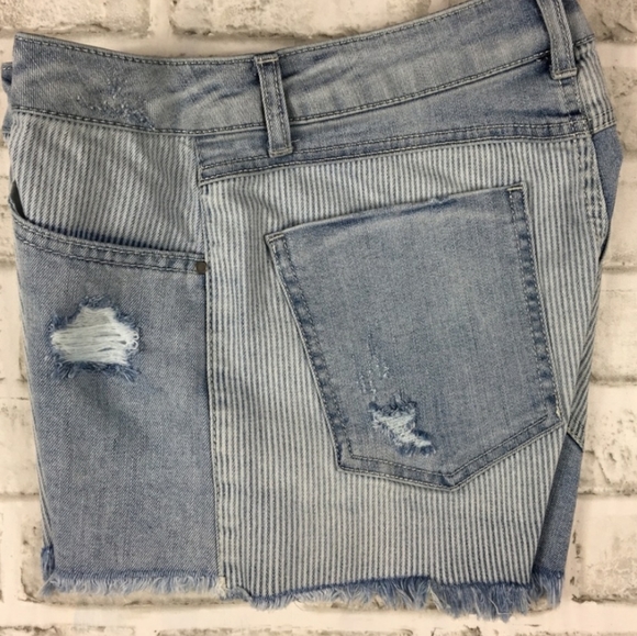 Rewash Striped Denim Distressed Shorts - Picture 3 of 4